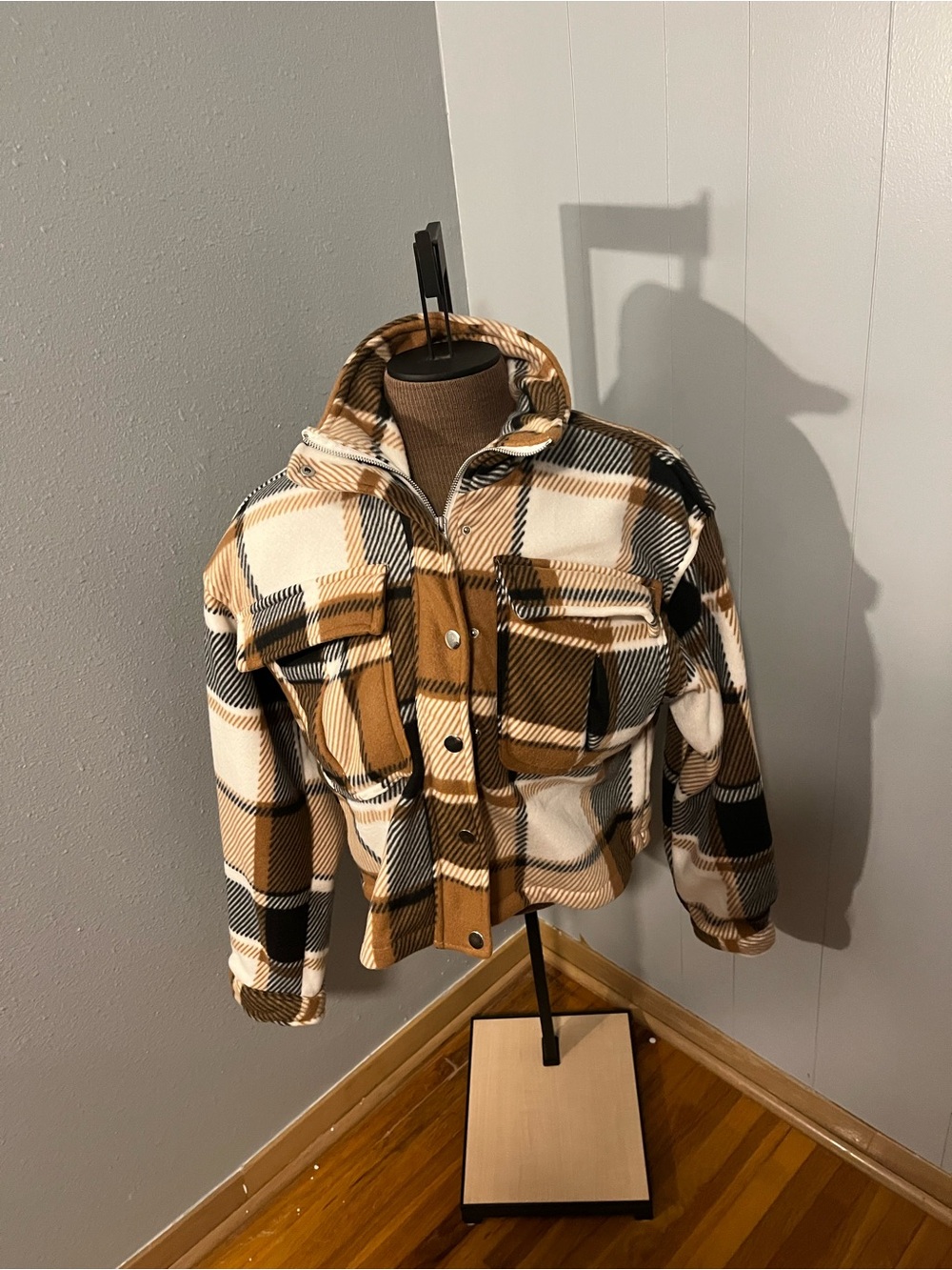 Plaid Cropped Sherpa Jacket - Brown & Cream M
